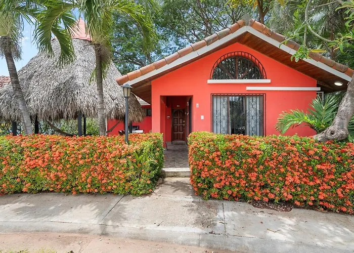Vbm6 Delightful Beachside Close To *